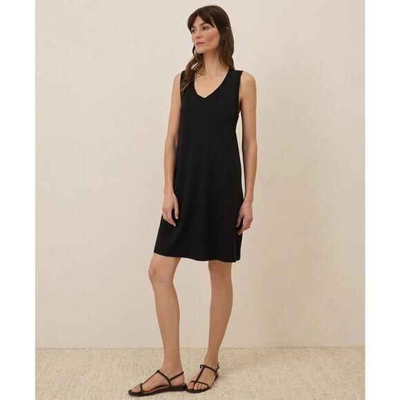 Pact Organic Cotton Sleeveless A-Line Mini Dress Black V Neckline Beachy -Size M - Picture 1 of 8